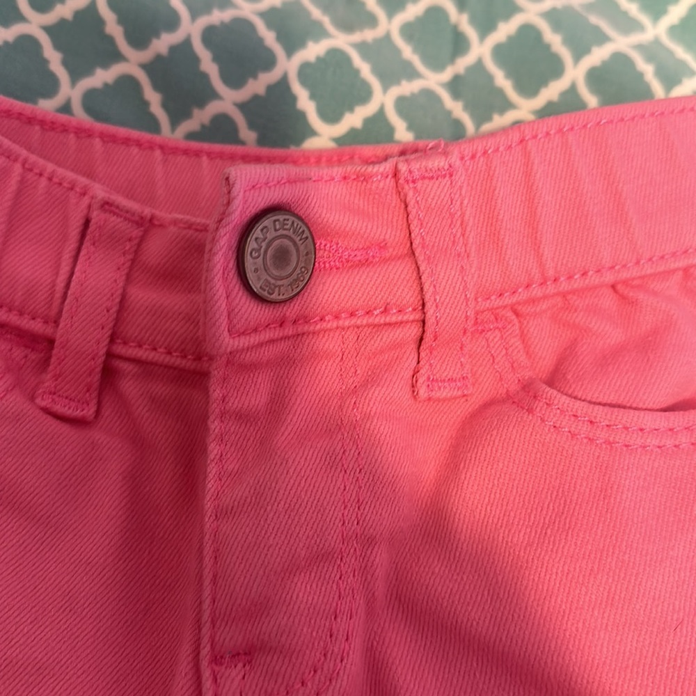 Shorts - Picture 5 of 8